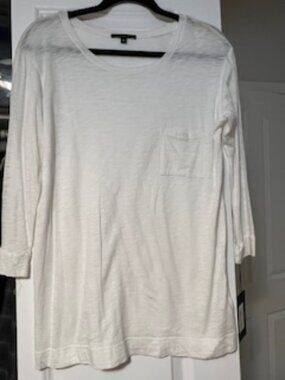 NWT The Refinery White Long Sleeve Lightweight Relaxed Crewneck Tee Size Med.